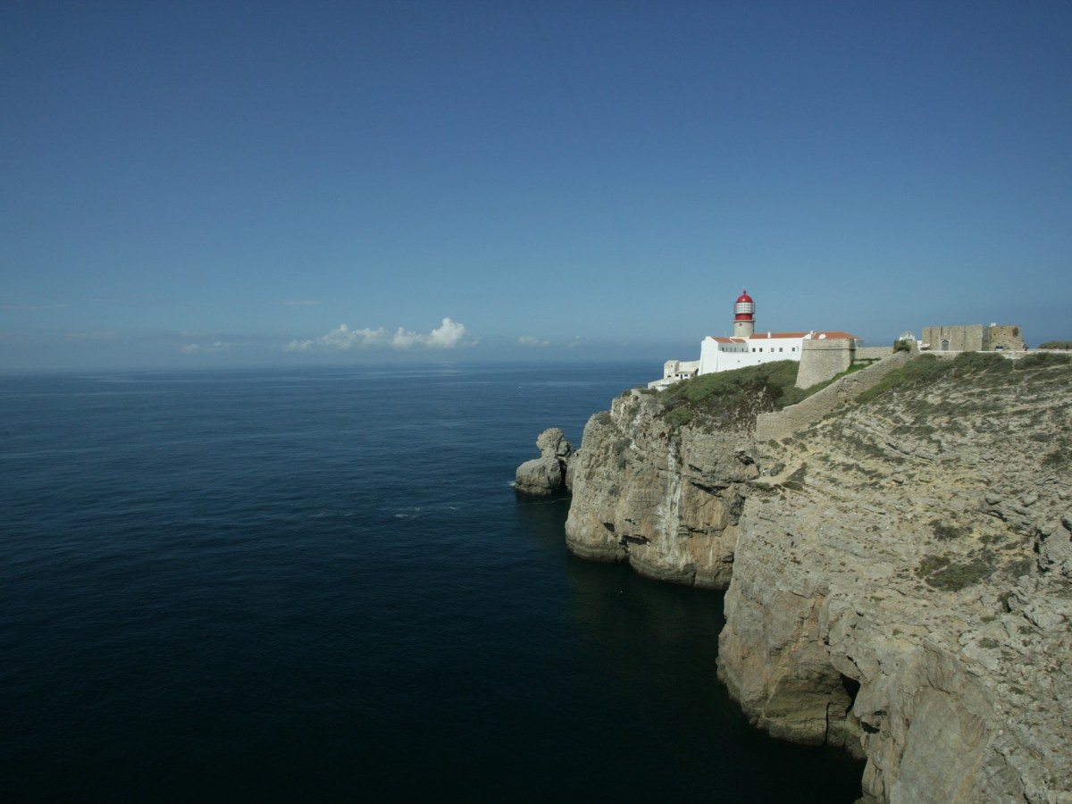Em Sagres, tudo é mais agreste, natural,&nbsp;verdadeiro